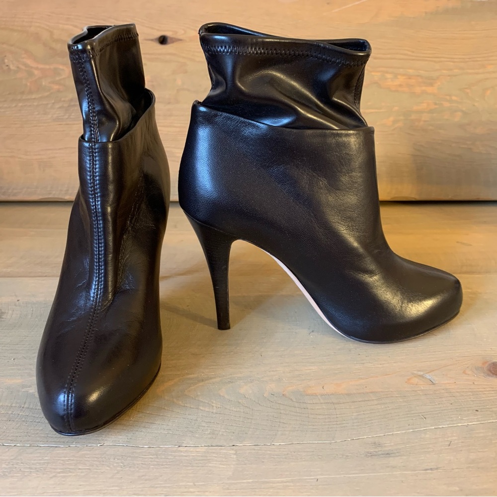 NIB Barneys New York CO-OP Dark Brown Leather Heeled Boots 39.5
